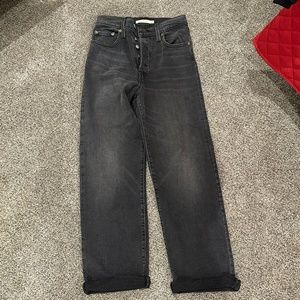 Levi Black Jeans